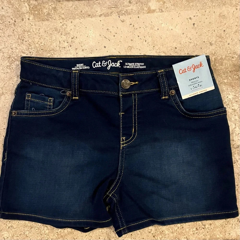 🐱 2 / $15 NWT Cat & Jack Girls Ultimate Stretch Dark Blue Denim Mid Rise Shorts